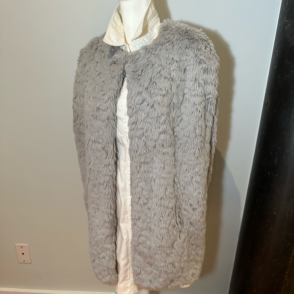 DKNY faux fur hip length vest. Light gray, size small